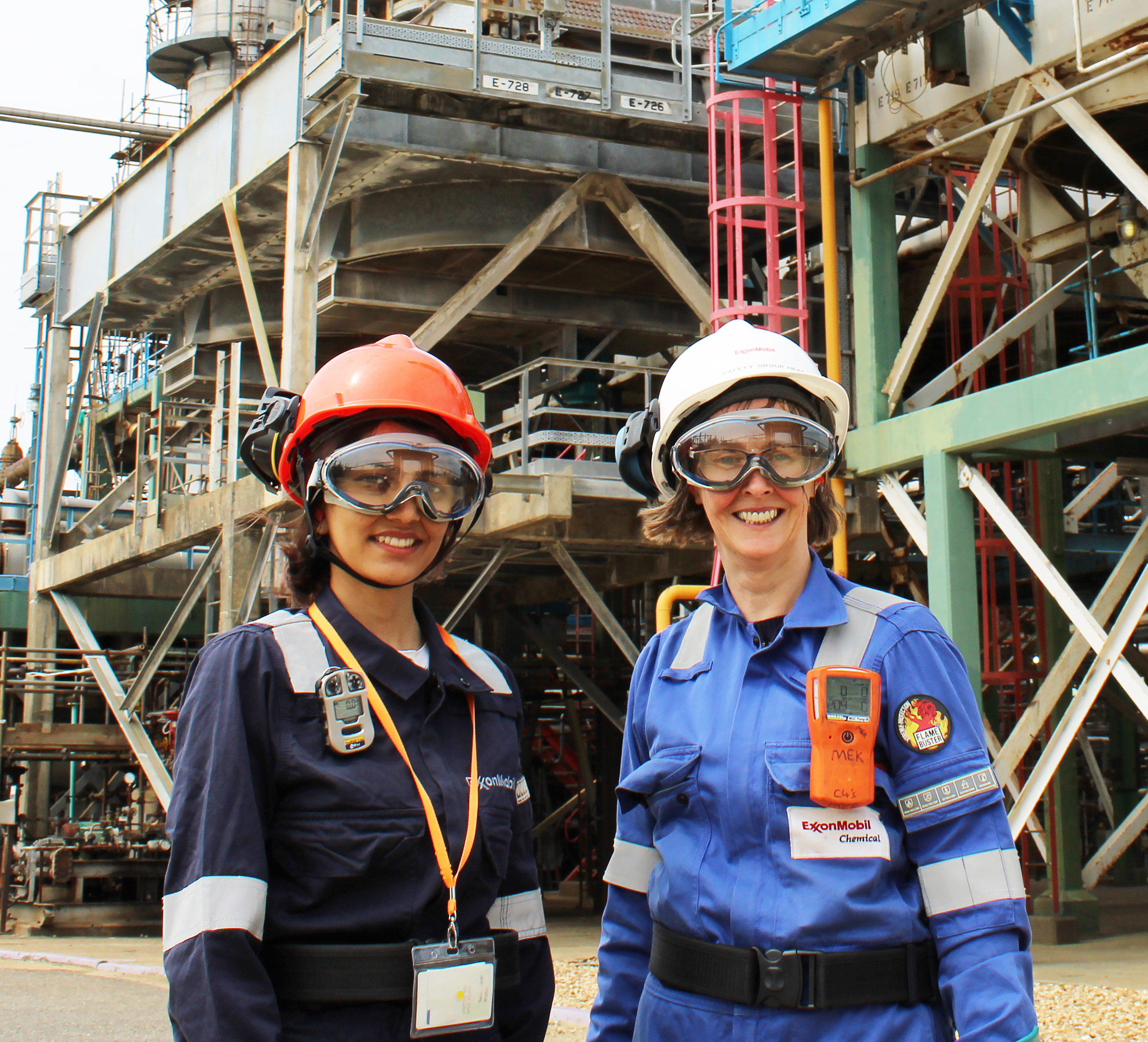 Image Amanda Bones, Principal Engineer at ExxonMobil
Fawley with MSc student Rakshitha Srinivasan