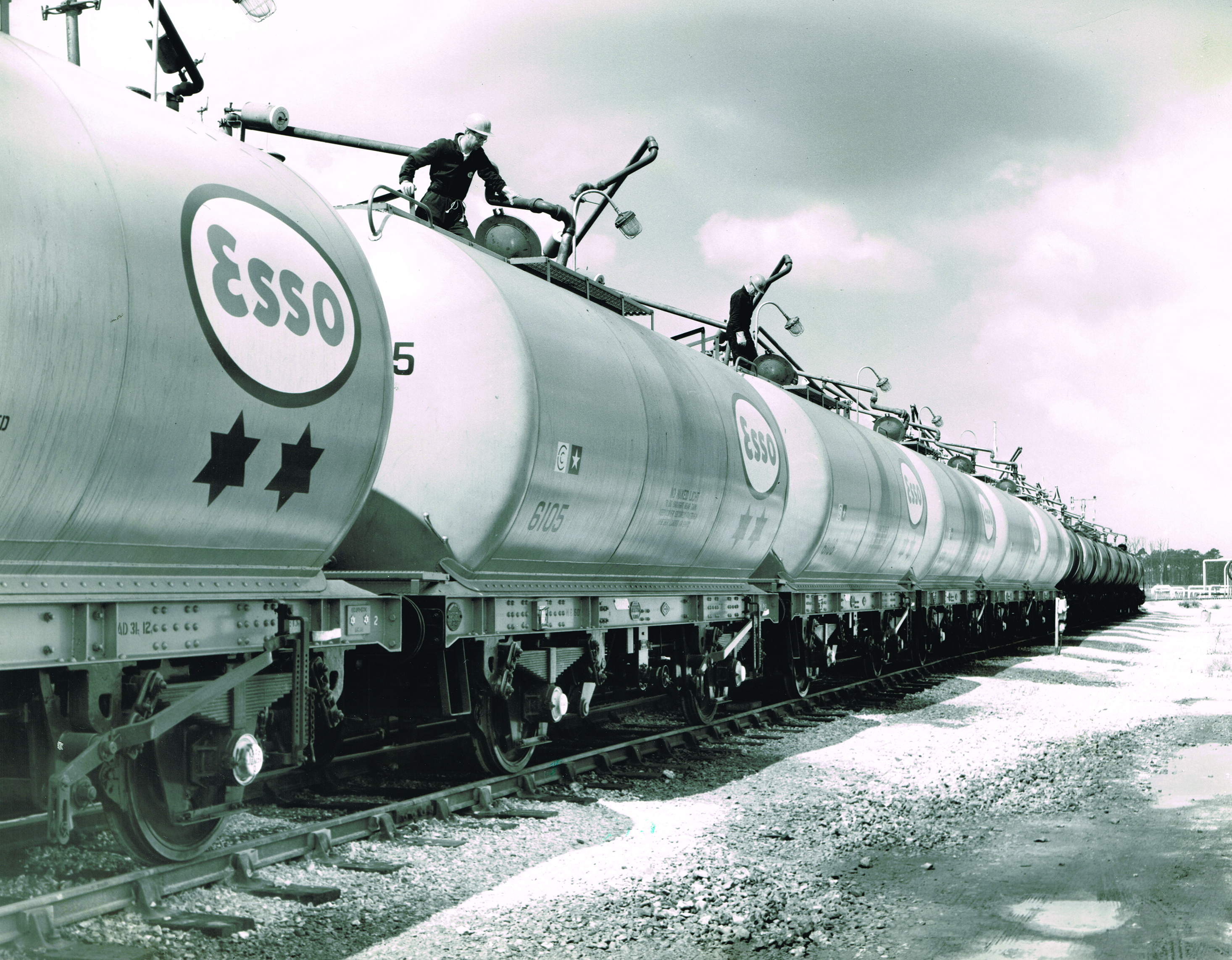 Esso rail cars