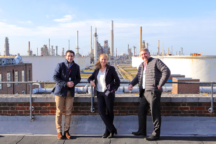 Image Left to right: Matt Porter, Green Investment Group; Yvonne Dacey, ExxonMobil; Angus McIntosh, SGN
Click here to download a high resolution version of the image.