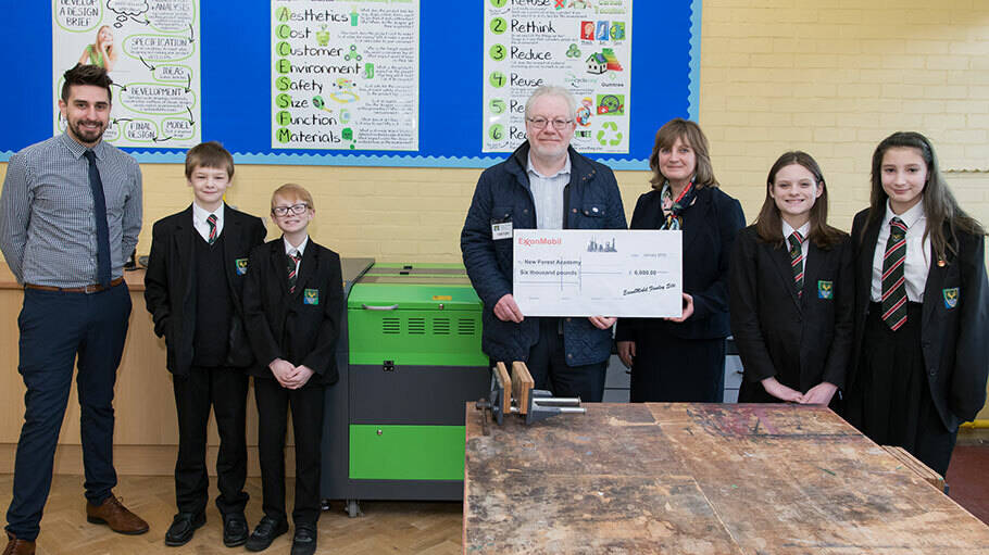 Image Photo  Karen Godsall, New Forest Academy Principal, with Simon Downing, ExxonMobil Fawley Refinery Manager.